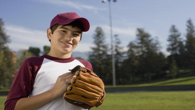 Finding A Cool, Dry Place To Store Your Glove