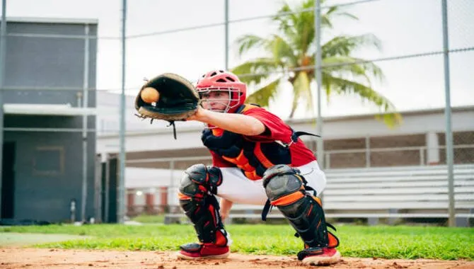 The Key Differences Between Softball And Baseball Catchers' Gear 