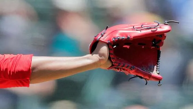 Benefits Of Using A Baseball Glove