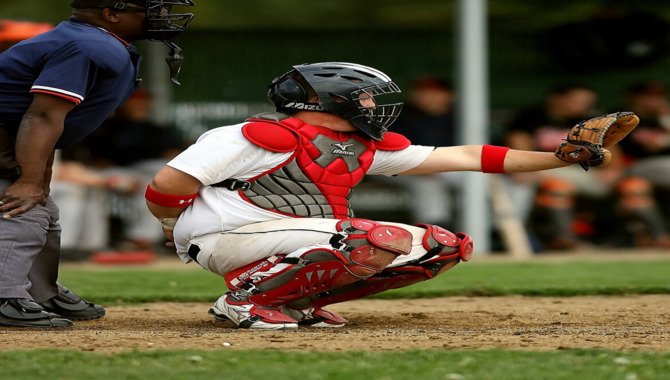 Common Mistakes To Avoid When Buying Catcher's Leg Guards