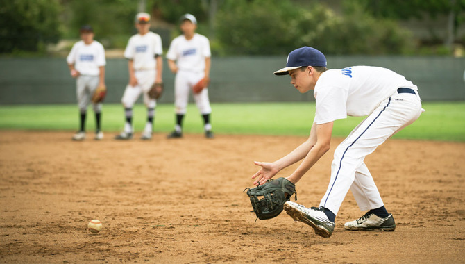 How Can I Improve My Fielding Skills